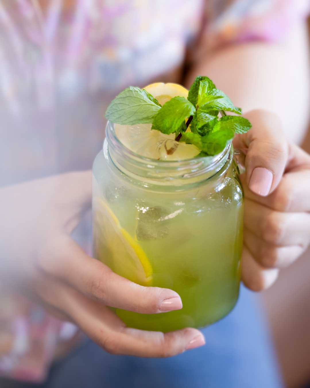 LIMONADA DE MELÃO E MANJERICÃO
