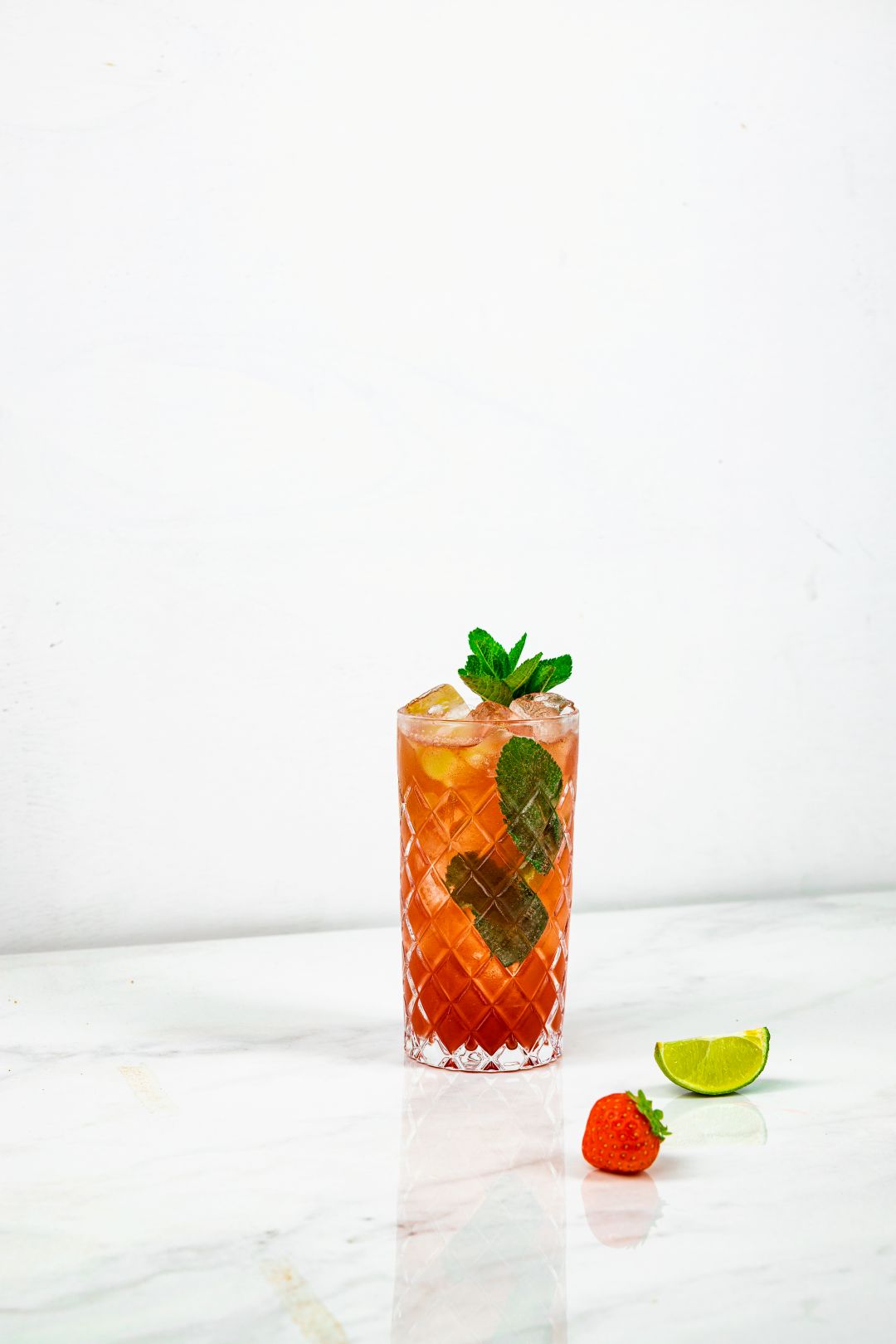 LIMONADA MORANGO COM HORTELÃ